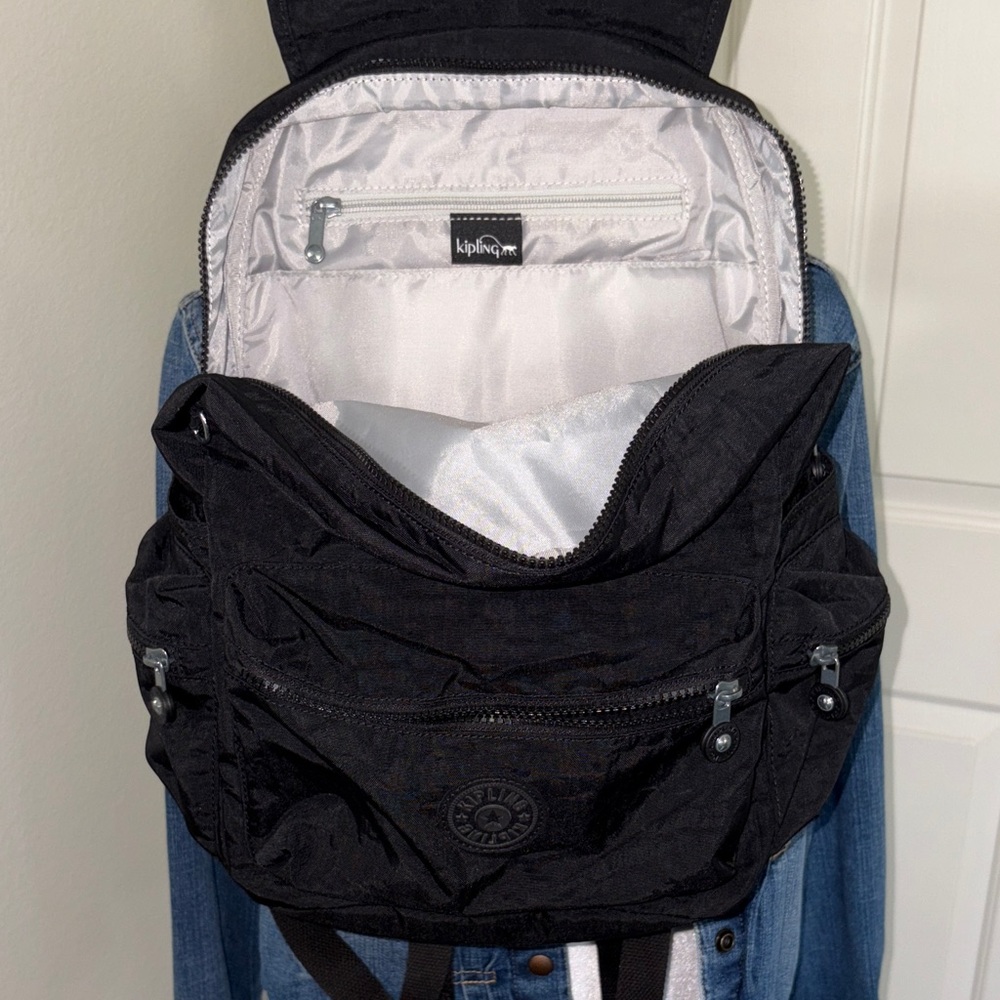 Kipling Black Backpack with embroidered purple butterfly - Picture 5 of 15